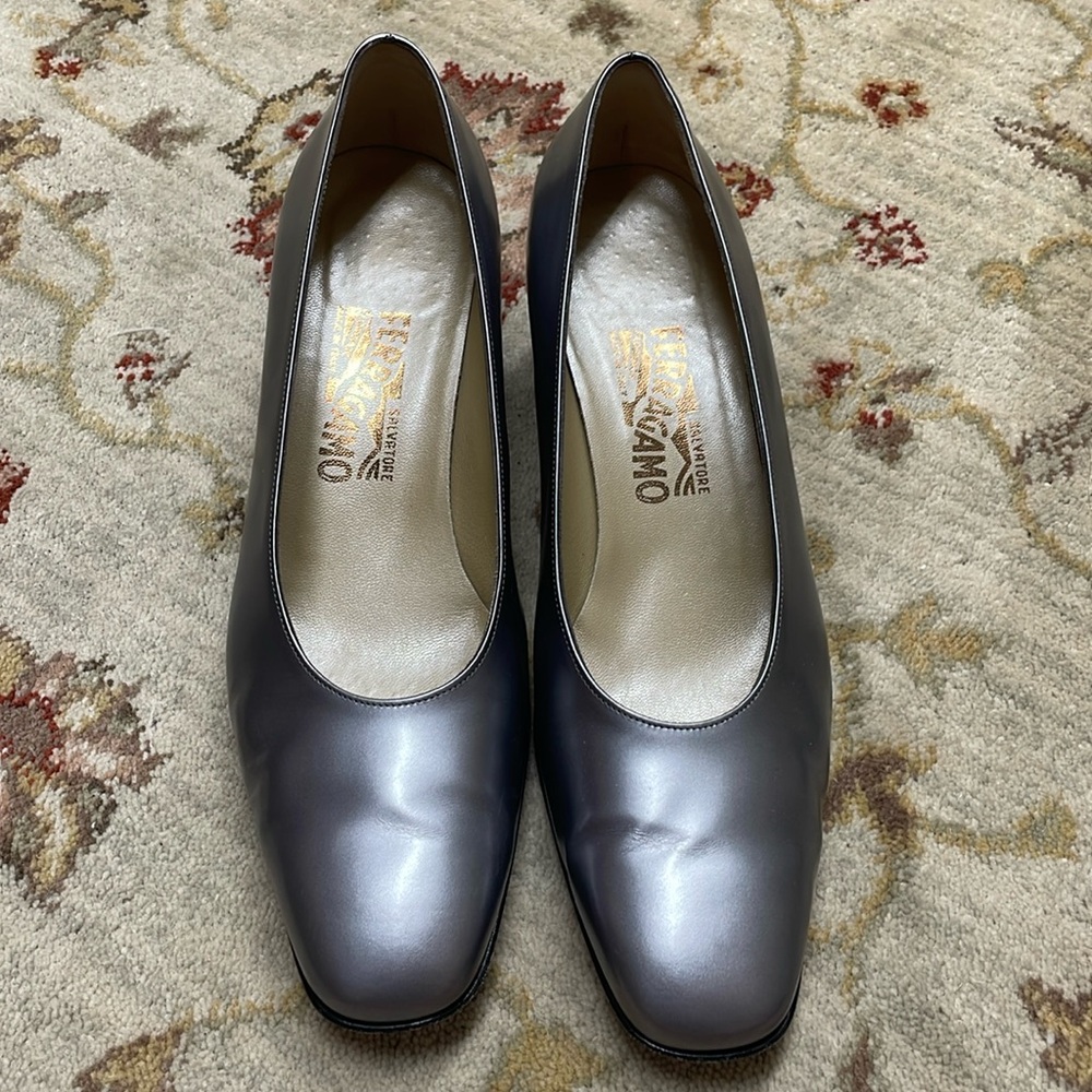 Salvatore Ferragamo Breezy style heels